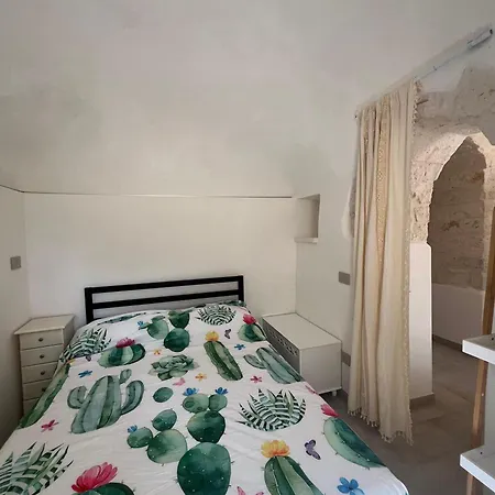 Holiday home Trulli - Coni Di Luce *