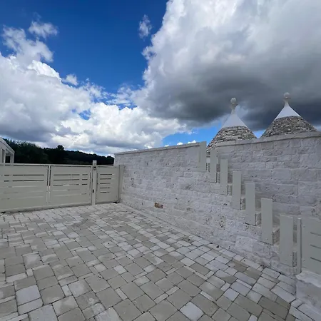 Holiday home Trulli - Coni Di Luce