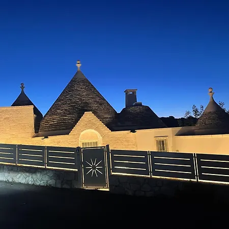 Holiday home Trulli - Coni Di Luce *